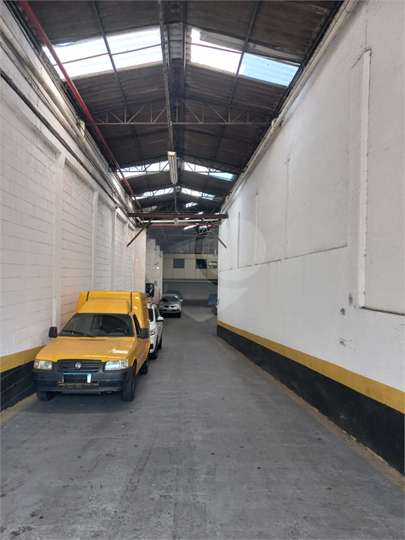  Bairro do Limão Galpão com 900 m? Próximo a Marginal Tietê e Avenida Engenheiro Caetano Álvares!! 