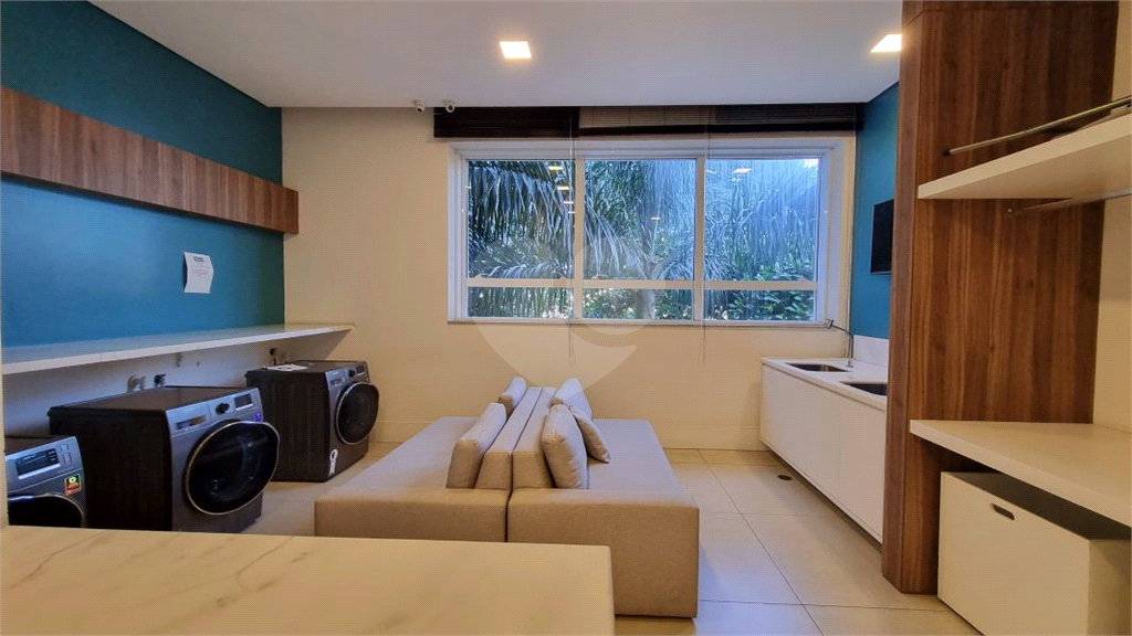 Apto com 64m 2 dorm 1 suite 2 banheiros varanda e 1 vaga de garagem
