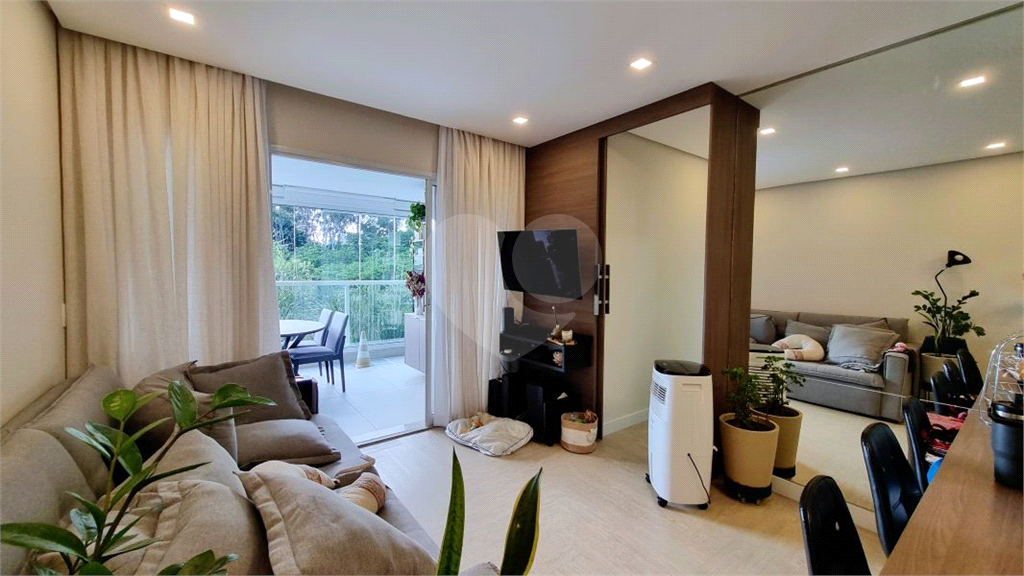 Apto com 64m 2 dorm 1 suite 2 banheiros varanda e 1 vaga de garagem