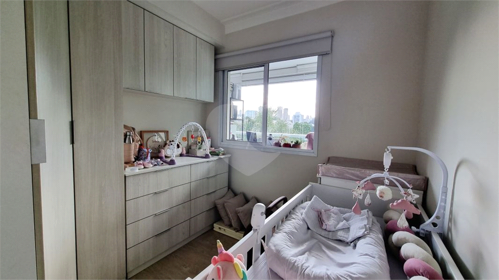 Apto com 64m 2 dorm 1 suite 2 banheiros varanda e 1 vaga de garagem