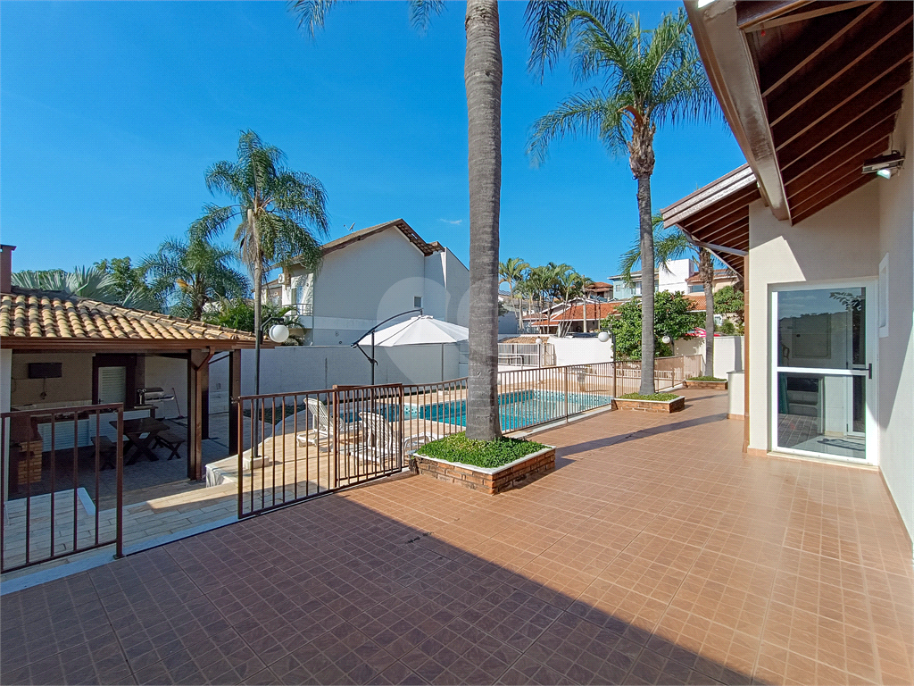 Casa à venda com 3 quartos, 294m² - Foto 24