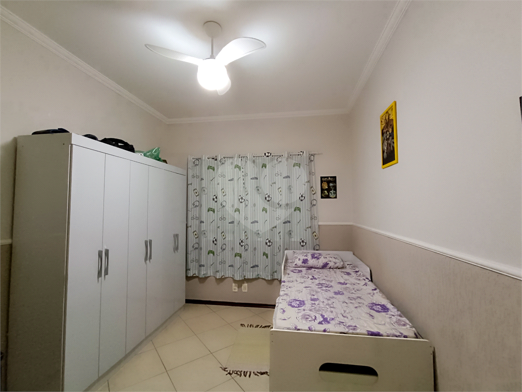 Casa à venda com 3 quartos, 294m² - Foto 17