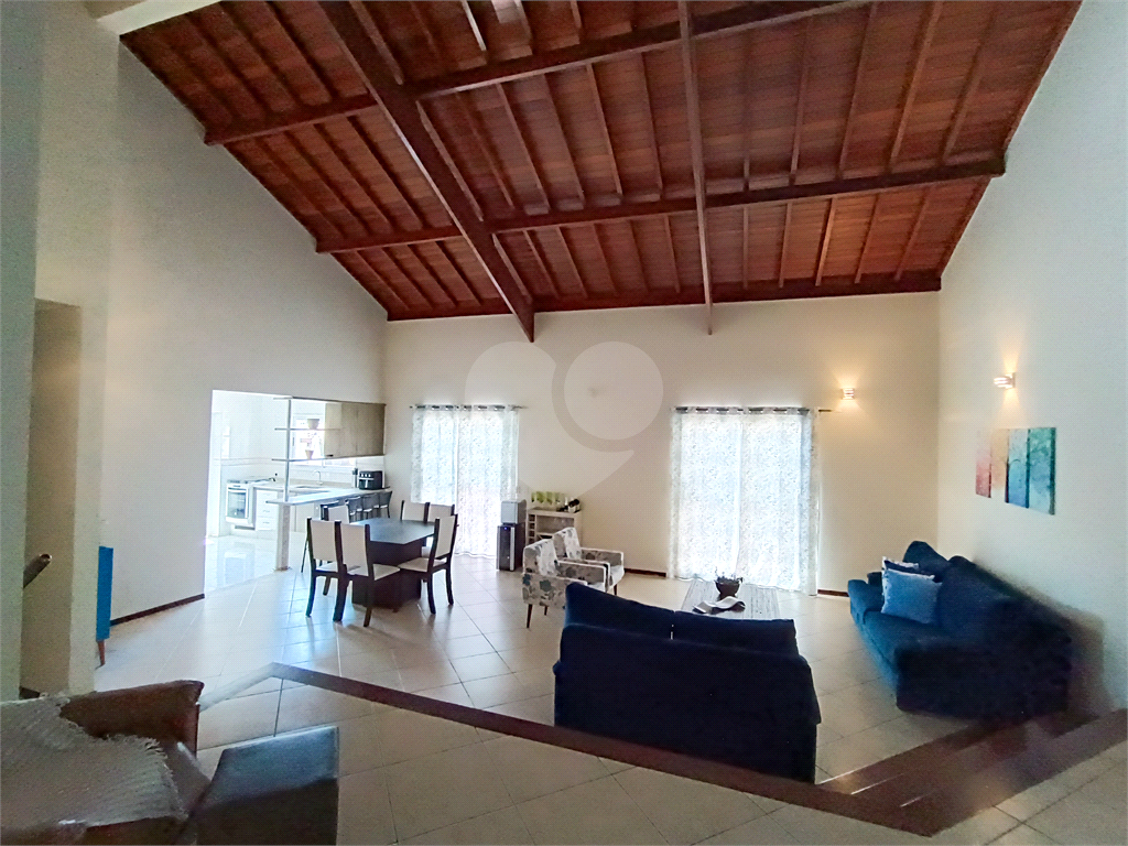 Casa à venda com 3 quartos, 294m² - Foto 6