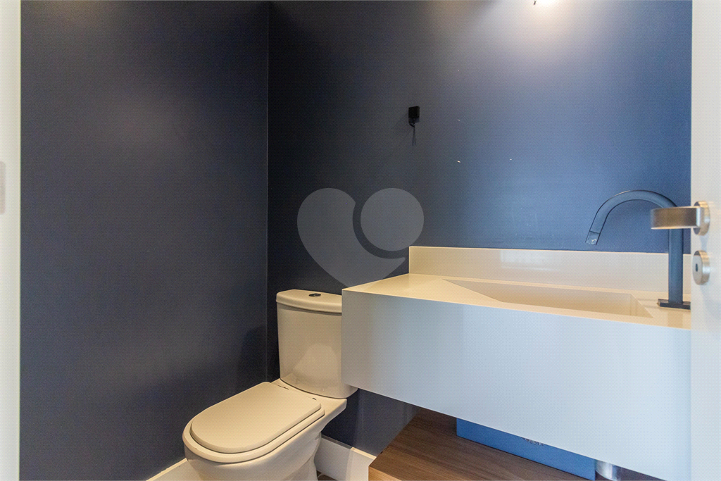 APARTAMENTO em PINHEIROS