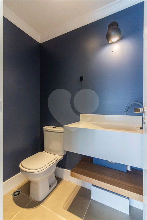 APARTAMENTO em PINHEIROS
