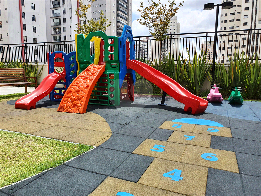 SAÚDE PRÓXIMO AO METRÕ - 2 DORMS COM SUITE E TERRAÇO GOURMET 