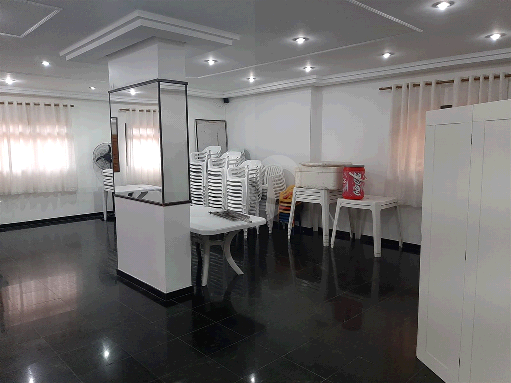 APARTAMENTO em VILA FORMOSA