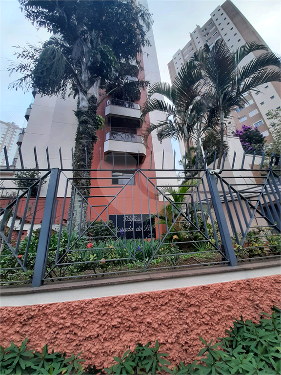 APARTAMENTO em VILA FORMOSA