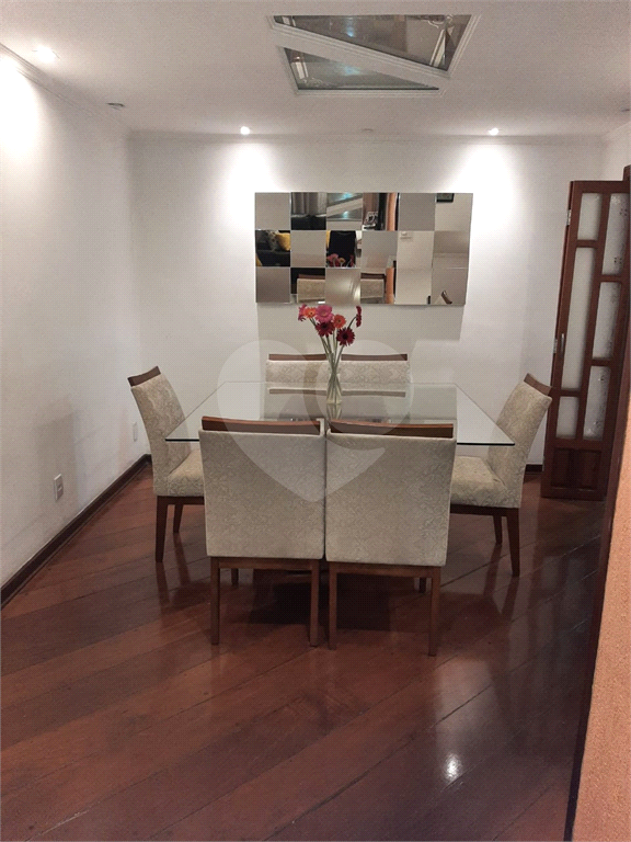 APARTAMENTO em VILA FORMOSA