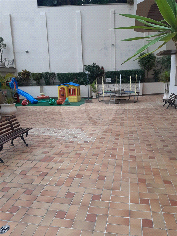 APARTAMENTO em VILA FORMOSA