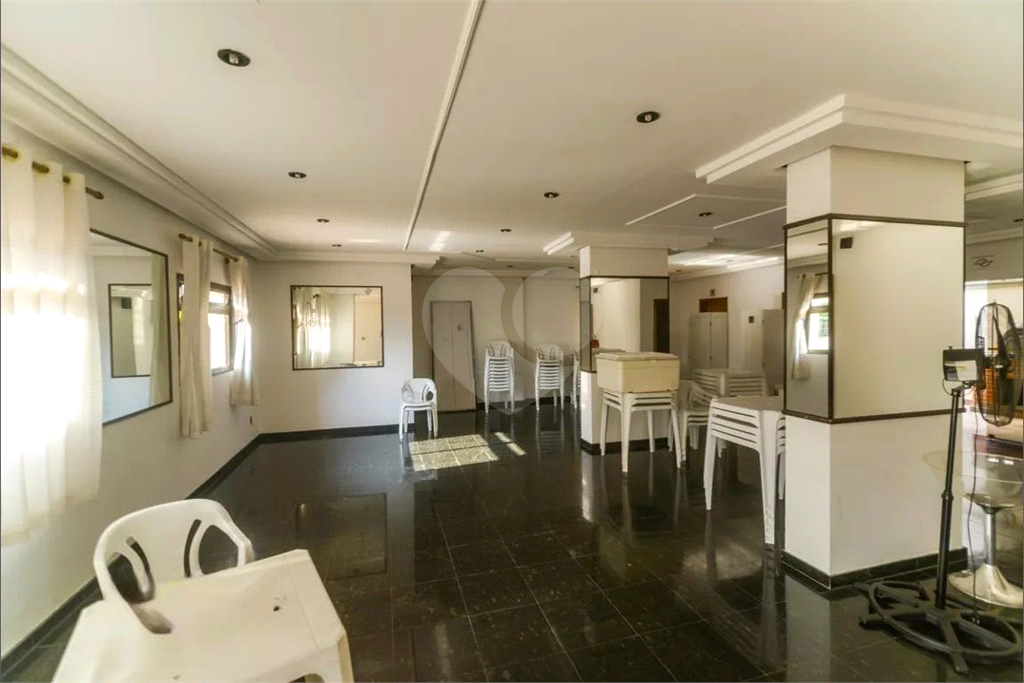 APARTAMENTO em VILA FORMOSA