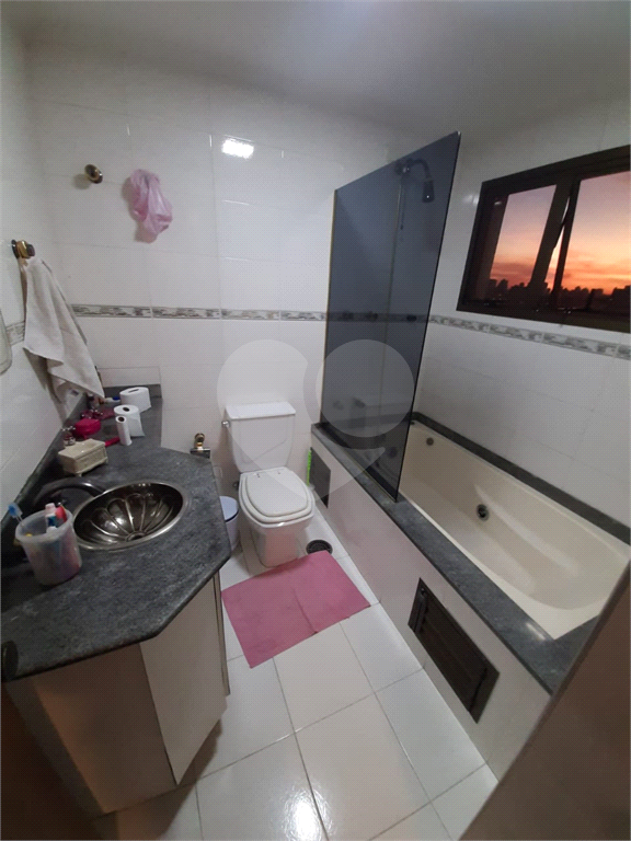 APARTAMENTO em VILA FORMOSA