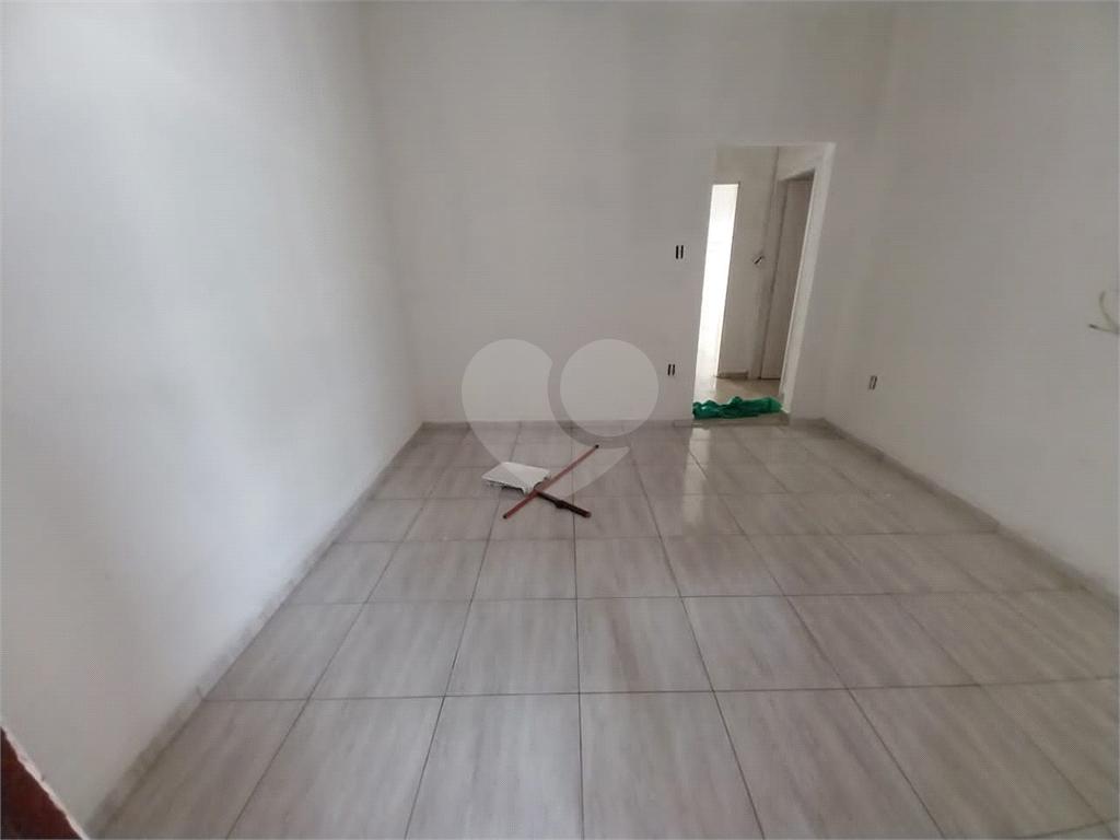 Casa à venda com 3 quartos, 155m² - Foto 4