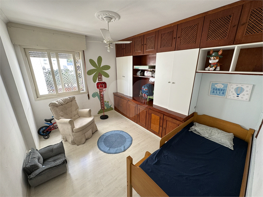 APARTAMENTO em SANTANA