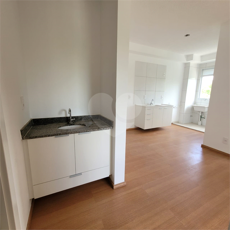 Apartamento à venda com 2 quartos, 38m² - Foto 13