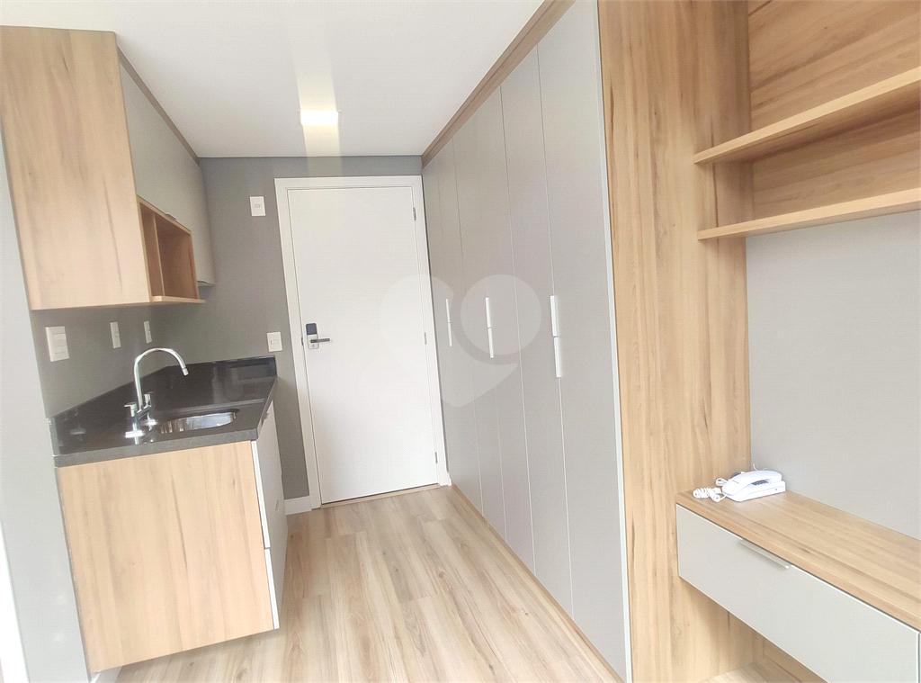 Apartamento à venda em PINHEIROS com 25,07 m² 