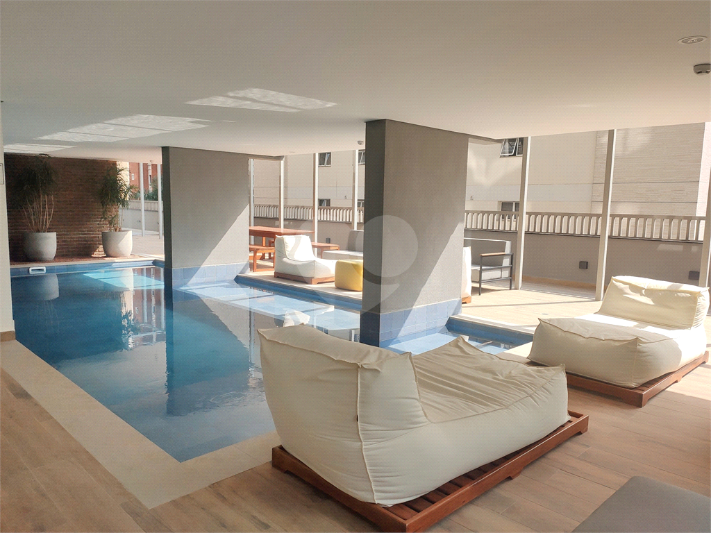 Apartamento à venda em PINHEIROS com 25,07 m² 