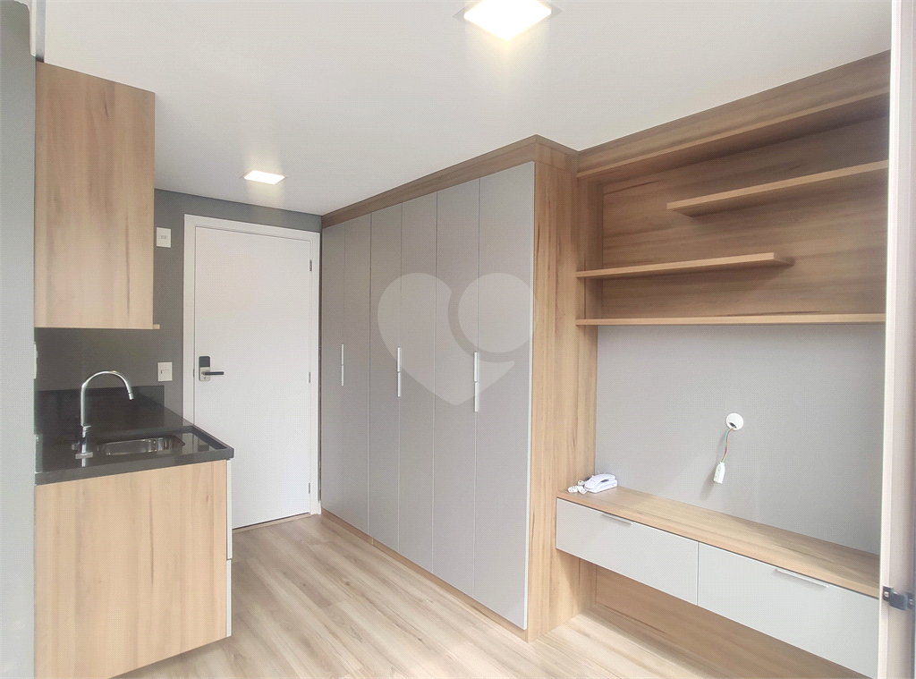 Apartamento à venda em PINHEIROS com 25,07 m² 