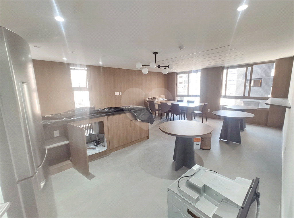 Apartamento à venda em PINHEIROS com 25,07 m² 