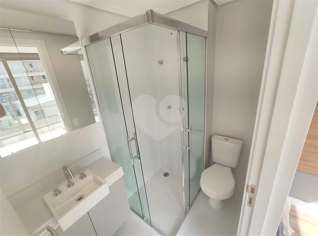 APARTAMENTO em PINHEIROS