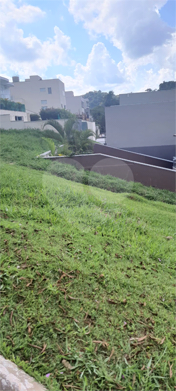 TERRENO DE ESQUINA VALVILLE II