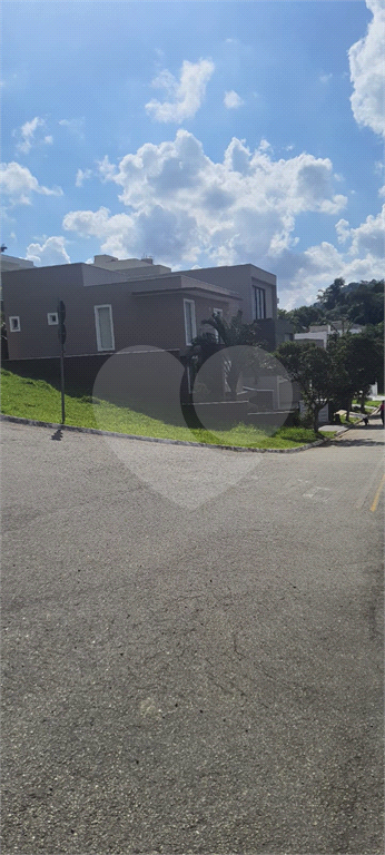 TERRENO DE ESQUINA VALVILLE II