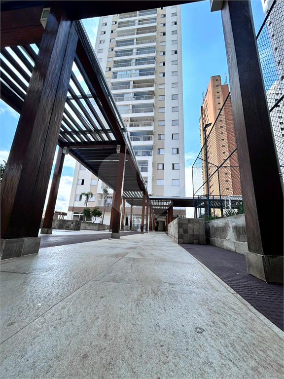 APARTAMENTO em MORUMBI