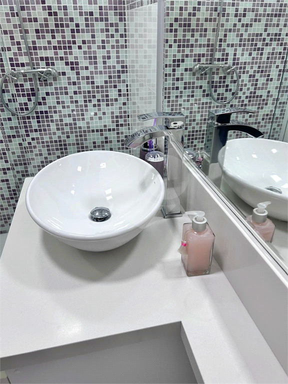 APARTAMENTO em MORUMBI