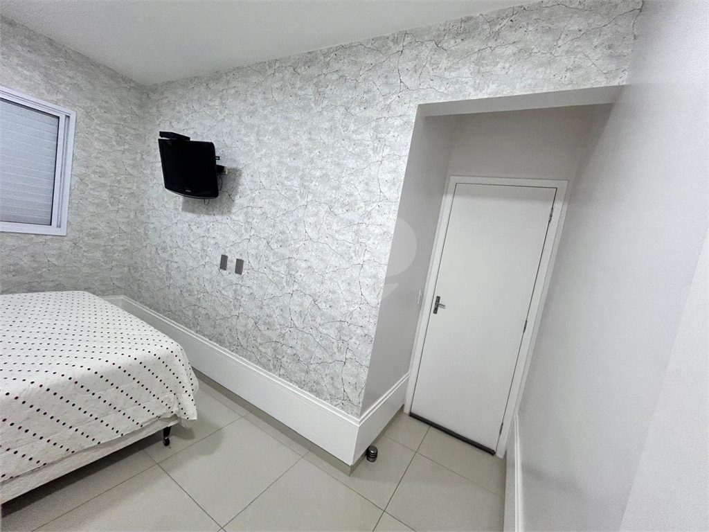 APARTAMENTO em MORUMBI