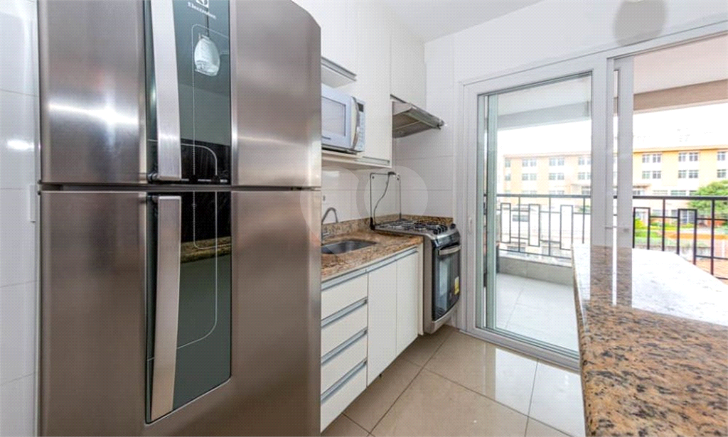 APARTAMENTO em LIMÃO