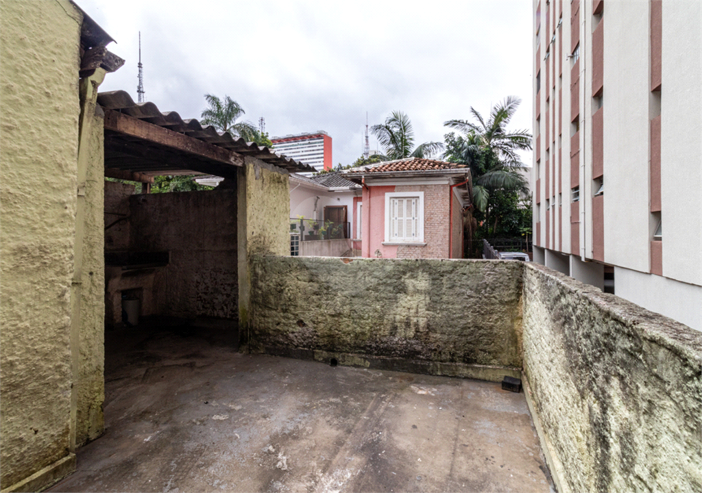 Sobrado Comercial para venda ou locação na Bela Vista