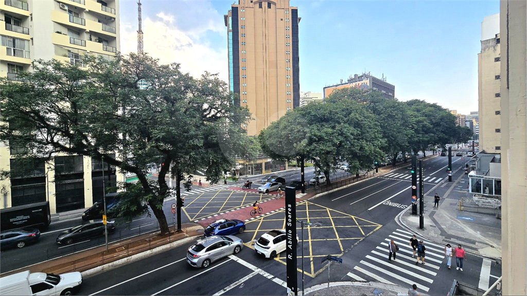 Apartamento à venda com 3 dormitórios 3 banheiros no PARAÍSO
