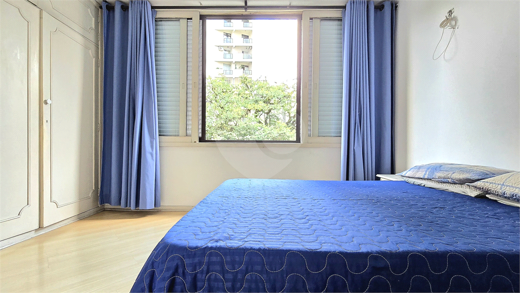 Apartamento à venda com 3 dormitórios 3 banheiros no PARAÍSO