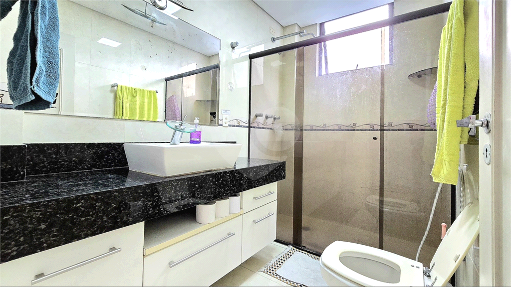 Apartamento à venda com 3 dormitórios 3 banheiros no PARAÍSO