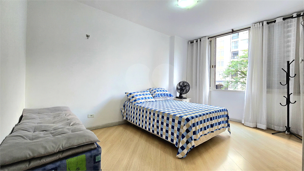Apartamento à venda com 3 dormitórios 3 banheiros no PARAÍSO