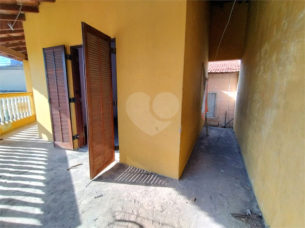 Casa à venda com 3 quartos, 228m² - Foto 37