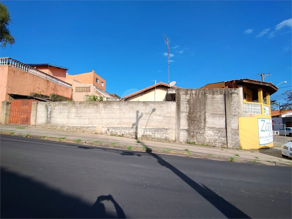 Casa à venda com 3 quartos, 228m² - Foto 4