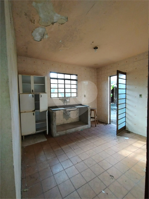 Casa à venda com 3 quartos, 228m² - Foto 23
