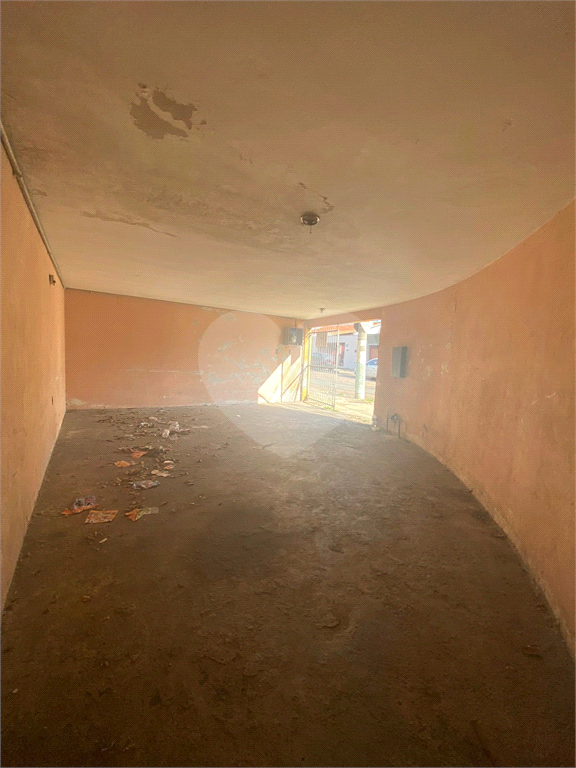 Casa à venda com 3 quartos, 228m² - Foto 9