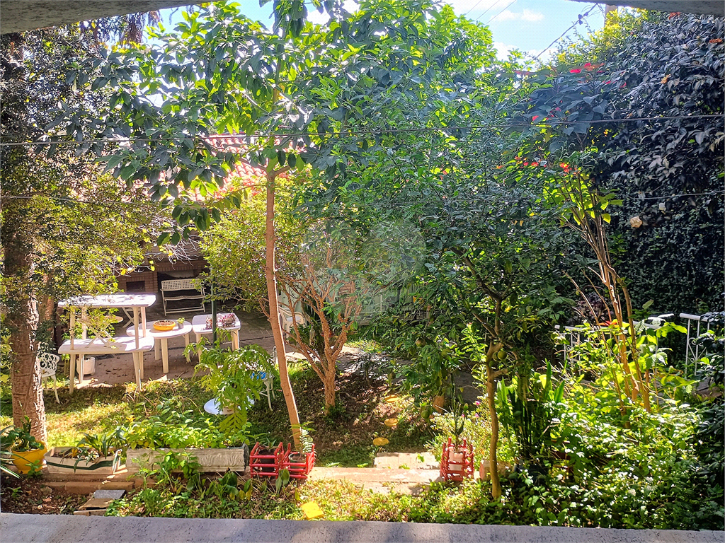 Pensa numa casa gostosa que parece que você está numa cidade do interior... 
