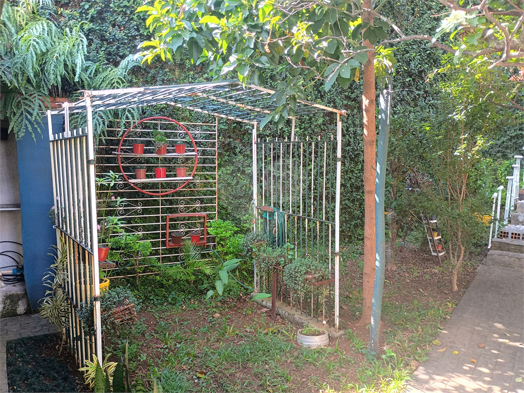 Pensa numa casa gostosa que parece que você está numa cidade do interior... 