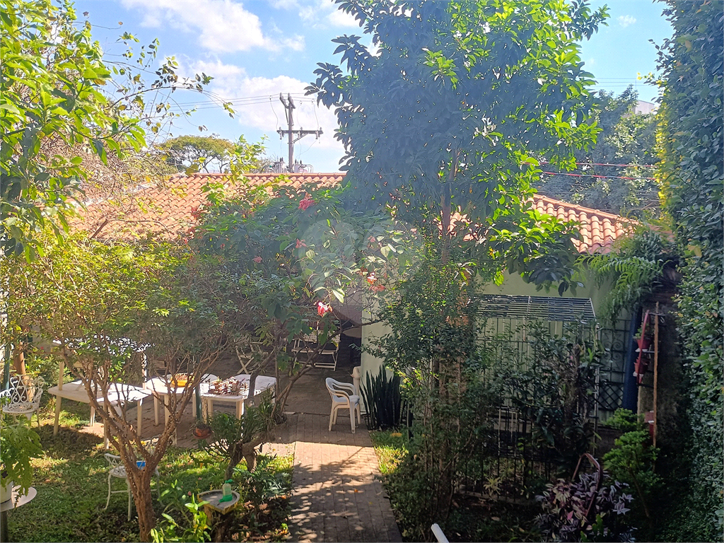 Pensa numa casa gostosa que parece que você está numa cidade do interior... 