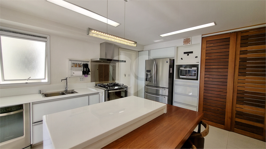 Apartamento com 3 suítes e 3 vagas em Santa Teresinha, São Paulo, SP