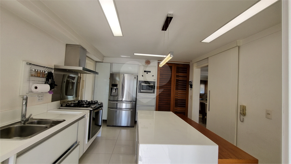 Apartamento com 3 suítes e 3 vagas em Santa Teresinha, São Paulo, SP