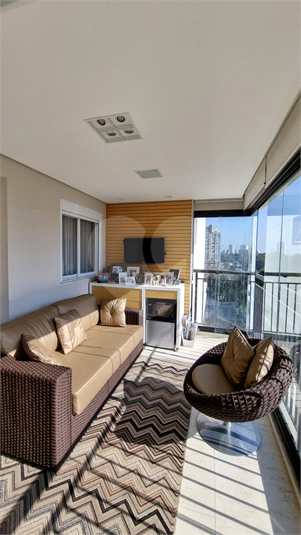 Apartamento com 3 suítes e 3 vagas em Santa Teresinha, São Paulo, SP