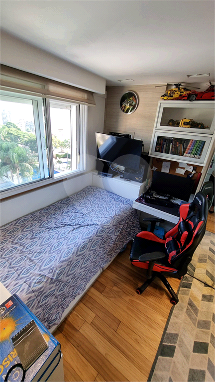 Apartamento com 3 suítes e 3 vagas em Santa Teresinha, São Paulo, SP