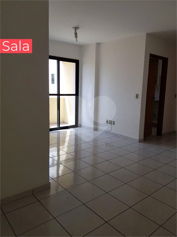 Apartamento à venda com 3 quartos, 80m² - Foto 25