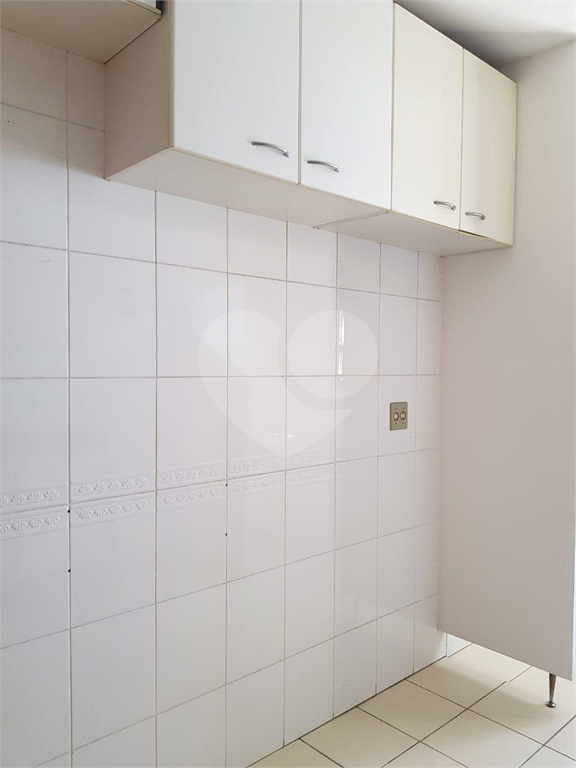 Apartamento à venda com 3 quartos, 80m² - Foto 17