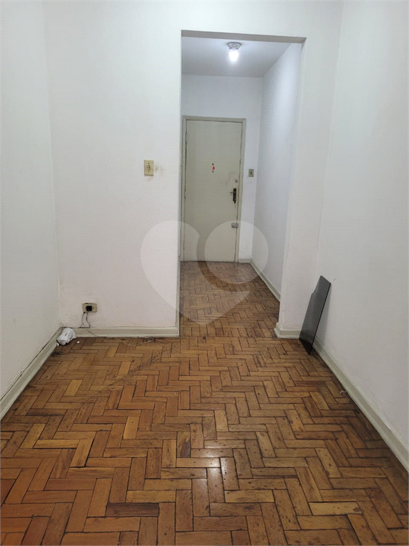 APARTAMENTO em BELA VISTA