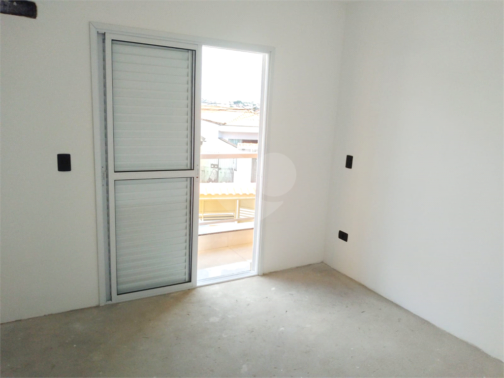  Sobrado Vila Nivi 3 suítes com closet 2 vagas quintal em rua sem saída